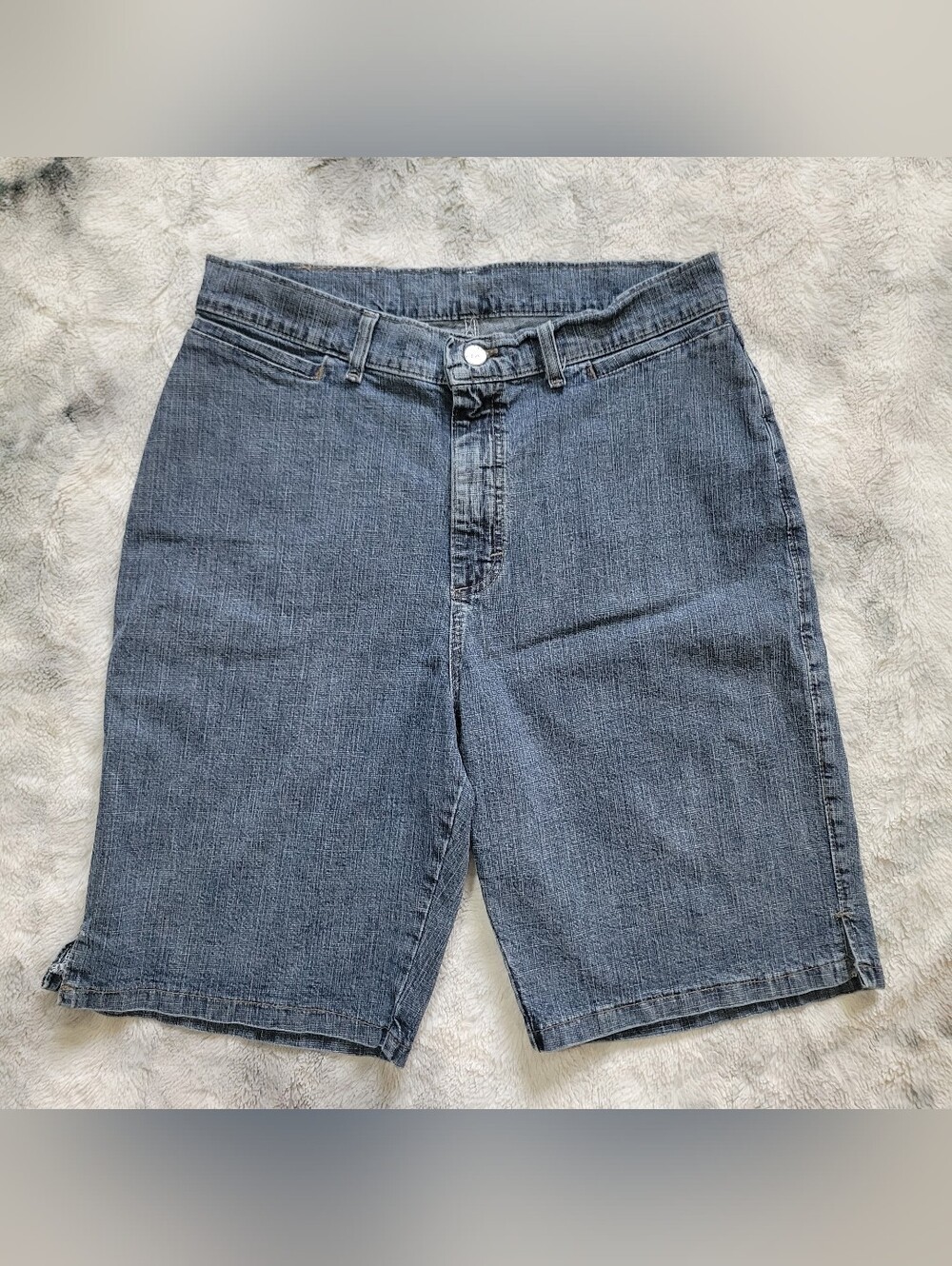 Y2K Lee Riveted Baggy Bermuda Style Denim Shorts 30 Inch Waist High-rise Jorts
